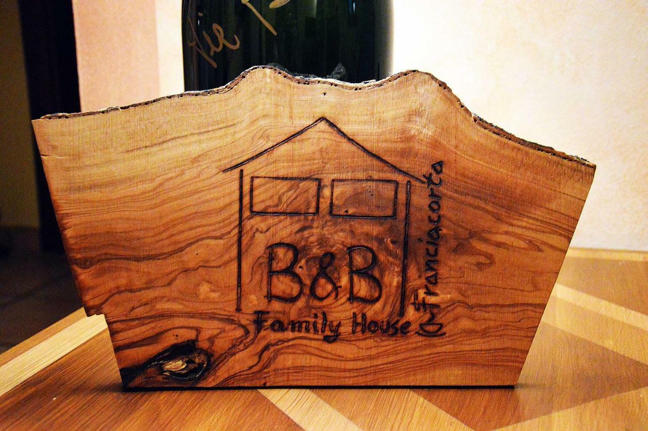 B&B Family House Franciacorta Corte Franca Exteriér fotografie